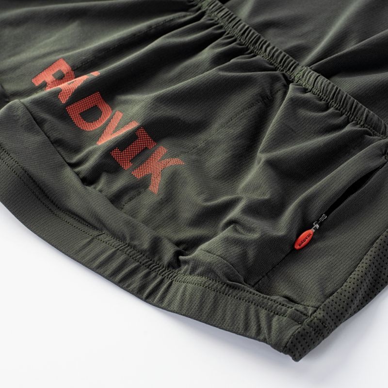 nanito_source_url:https://b2bsportswholesale.net/public/storage/productimages/2b/88/4f/6e/1670677/image/xlarge_clean.jpg
