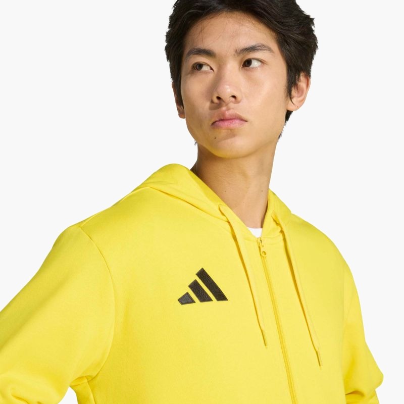 nanito_source_url:https://b2bsportswholesale.net/public/storage/productimages/bb/54/e7/2a/1945210/image/xlarge_clean.jpg