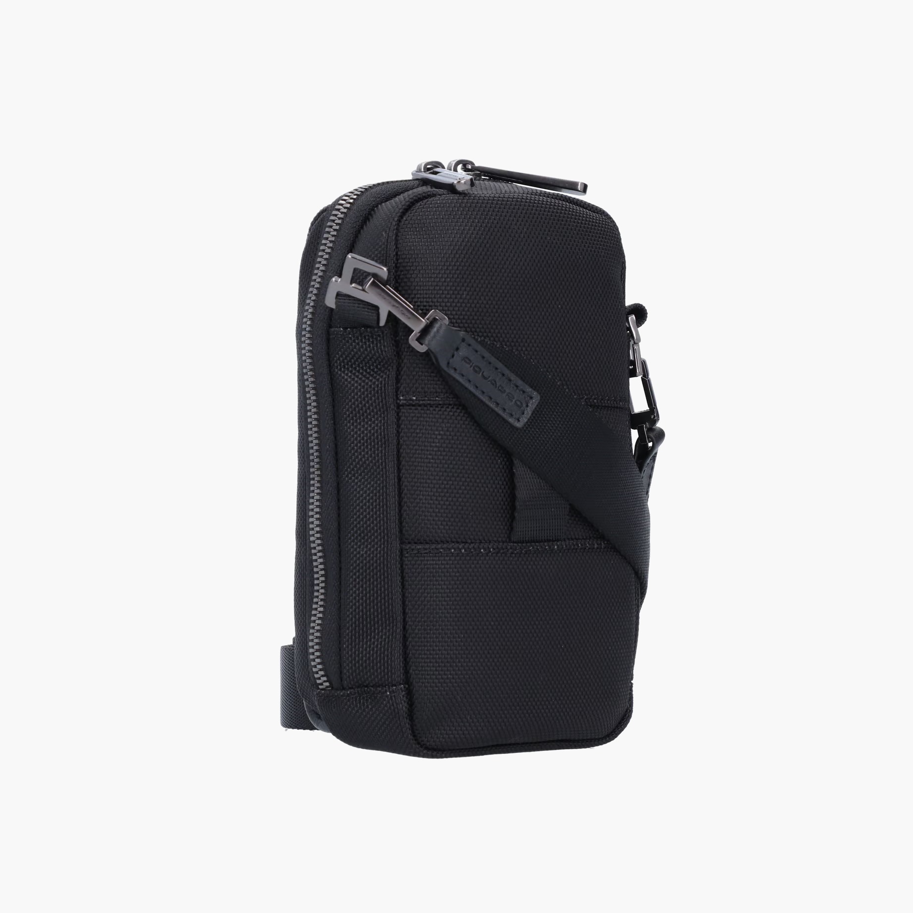 nanito_source_url:https://www.mewse.ro/images/produse/piquadro-brief-2-recycled-fabric-crossbody-bag-black-ca5485br2-for-men-1683547416.jpeg
