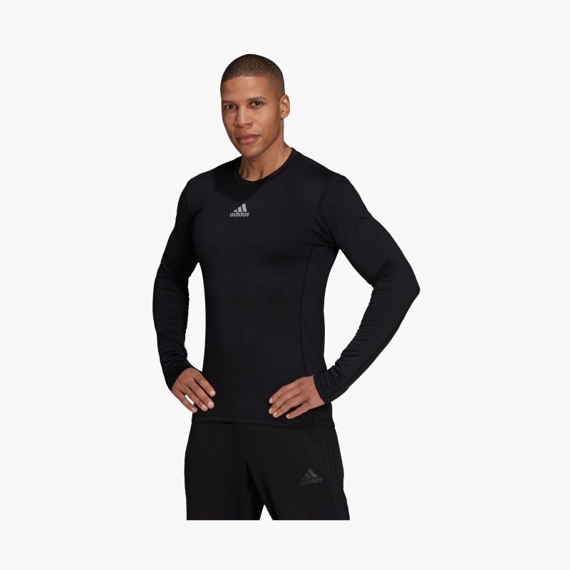 nanito_source_url:https://b2bsportswholesale.net/public/storage/productimages/ed/6b/d7/c6/764193/image/xlarge_clean.jpg