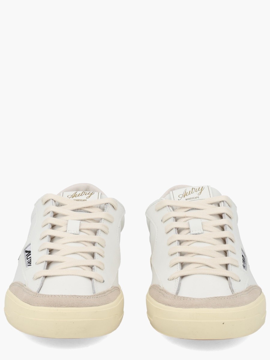 nanito_source_url:https://nokinstyle.com/2417060/sneaker-windscape-low.jpg