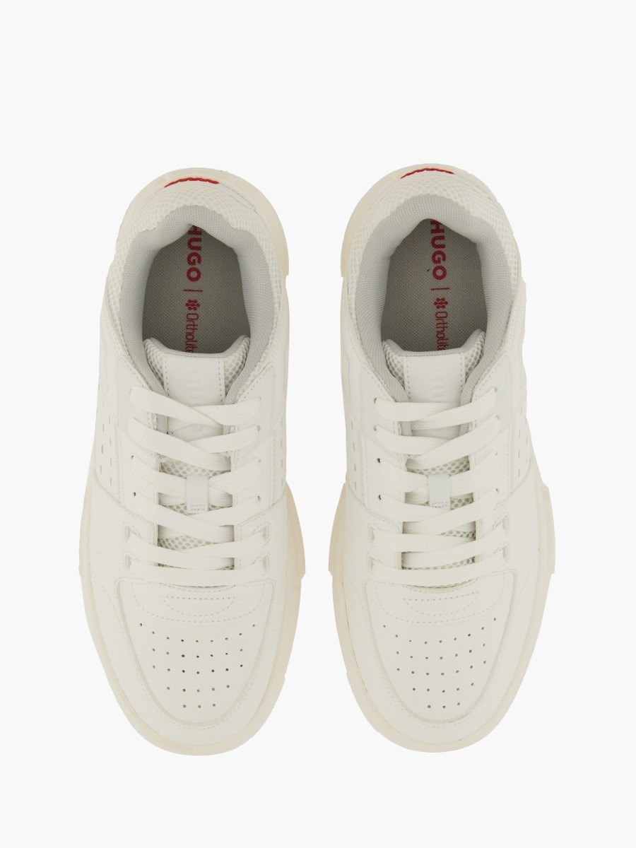 nanito_source_url:https://nokinstyle.com/2370966/yarrow-sneaker.jpg