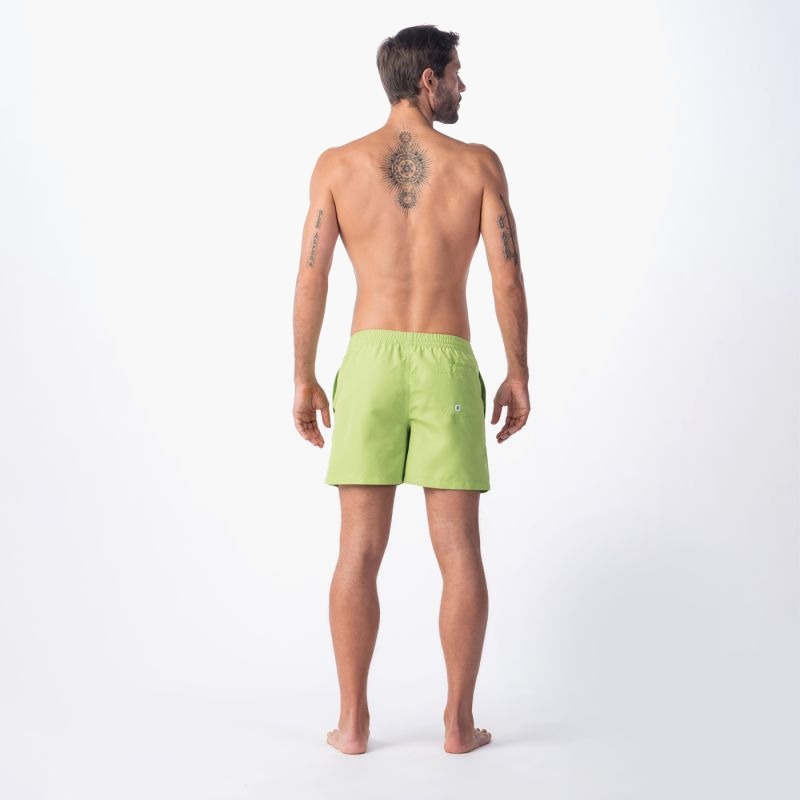 nanito_source_url:https://b2bsportswholesale.net/public/storage/productimages/b7/b7/7f/cf/1667325/image/xlarge_clean.jpg