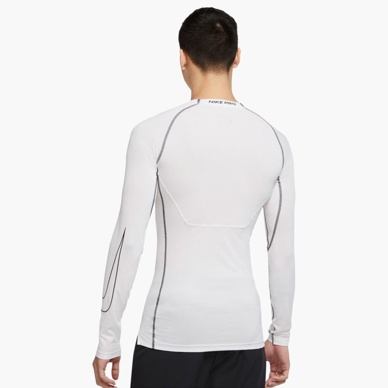 nanito_source_url:https://b2bsportswholesale.net/public/storage/productimages/6f/df/60/e8/675827/image/xlarge_clean.jpg