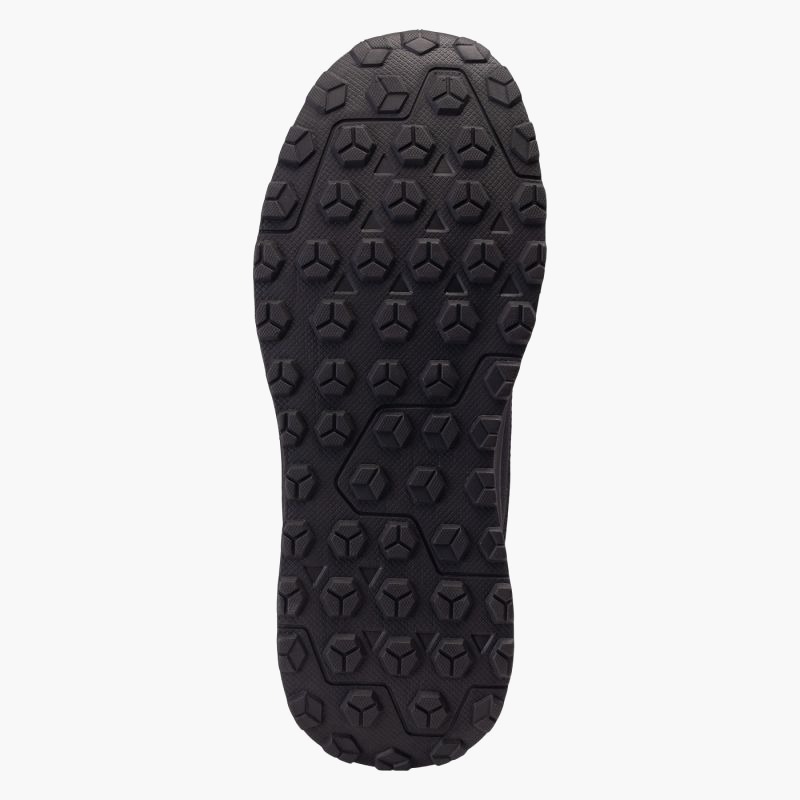 Korami M shoes