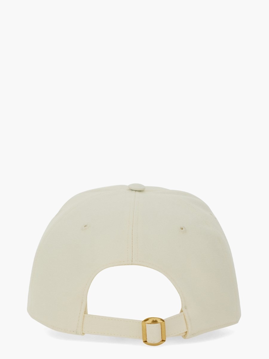 nanito_source_url:https://nokinstyle.com/2382178/chez-valentino-embroidered-baseball-cap.jpg