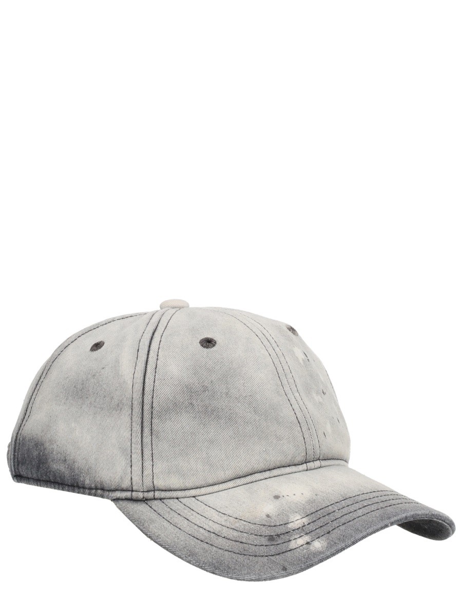 nanito_source_url:https://nokinstyle.com/2423509/cappello-da-baseballl-in-denim.jpg