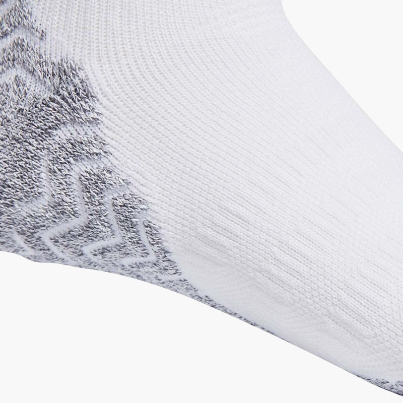 nanito_source_url:https://b2bsportswholesale.net/public/storage/productimages/d0/c6/a5/88/1062908/image/xlarge_clean.jpg
