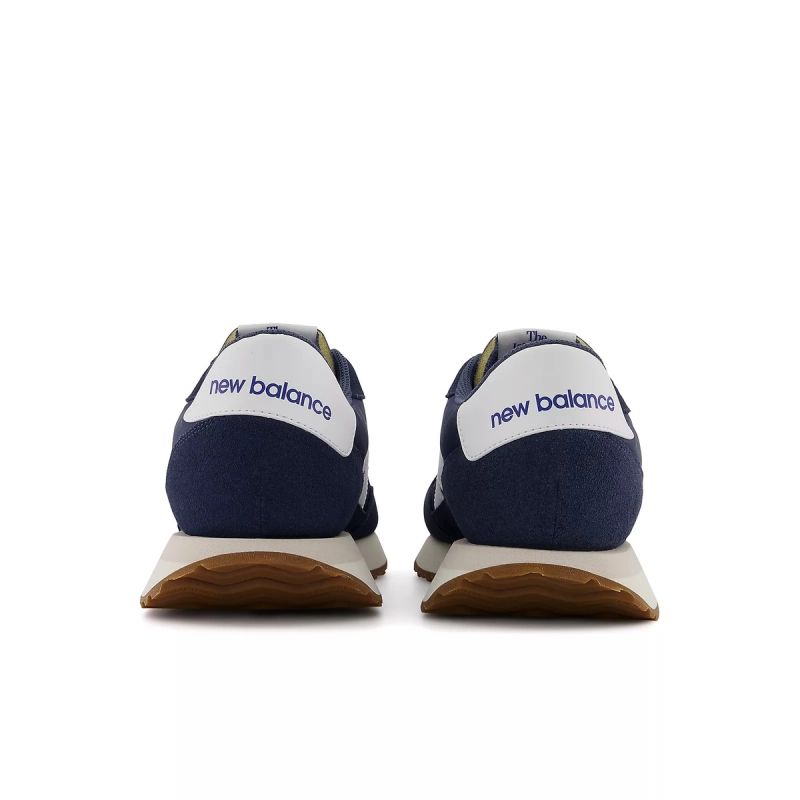 nanito_source_url:https://b2bsportswholesale.net/public/storage/productimages/ea/b1/d6/66/1094972/image/xlarge_clean.jpg