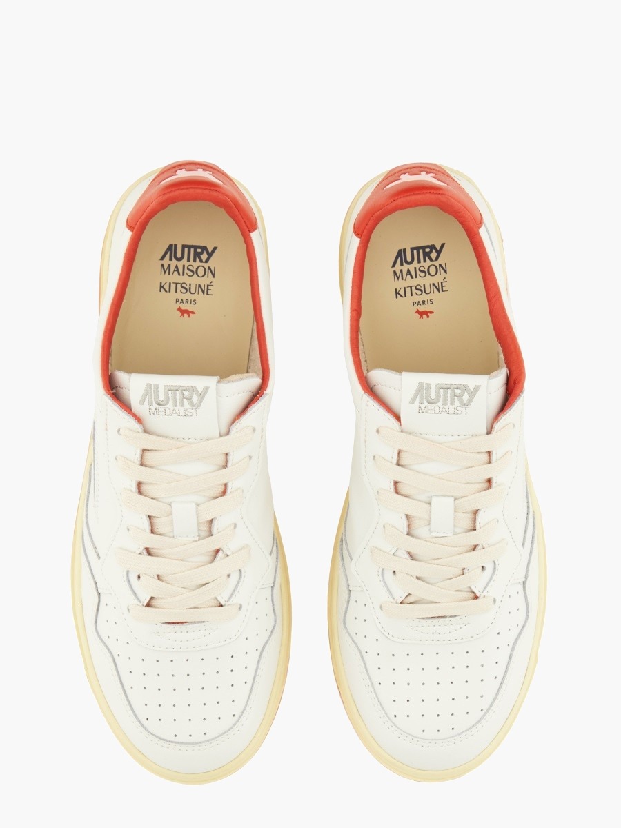 nanito_source_url:https://nokinstyle.com/2377516/medalist-low-sneaker.jpg