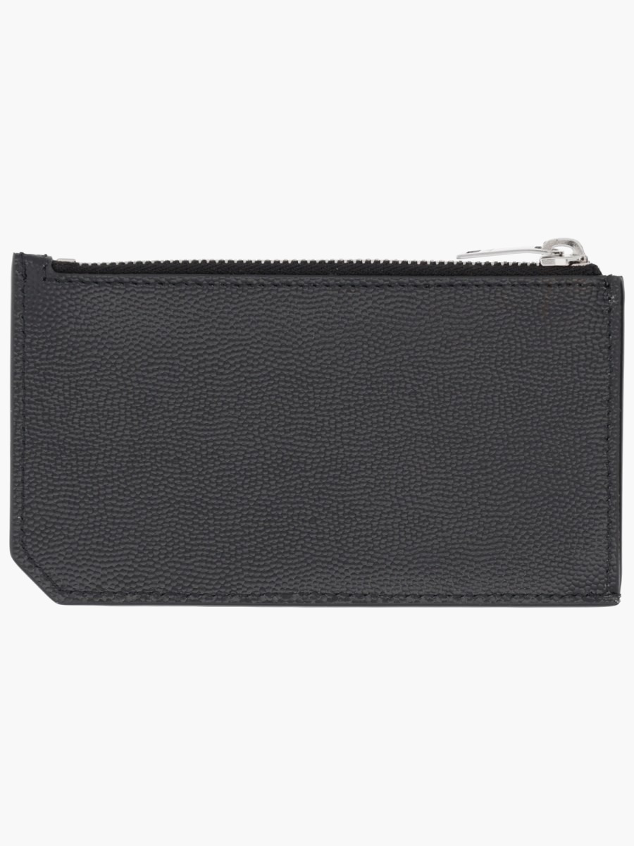 nanito_source_url:https://nokinstyle.com/2379679/zippered-card-holder.jpg