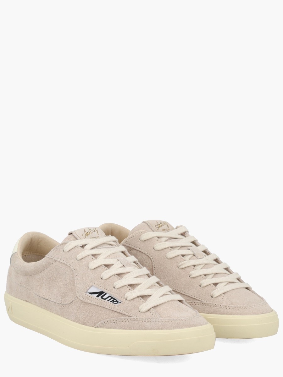 nanito_source_url:https://nokinstyle.com/2439563/sneaker-windscape-low.jpg