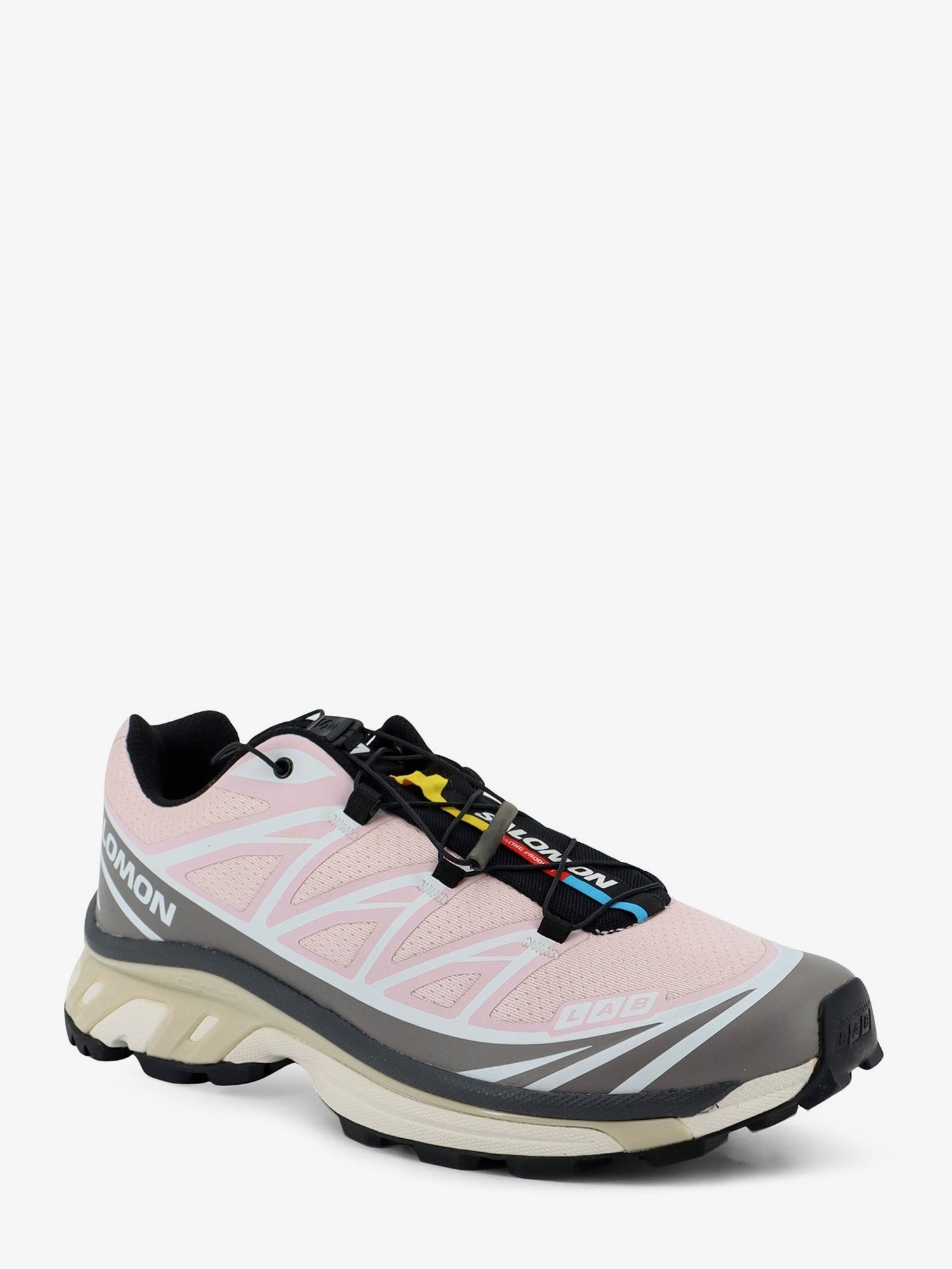 nanito_source_url:https://nokinstyle.com/2410939/xt-6-technical-fabric-sneakers-with-side-lettering-logo.jpg