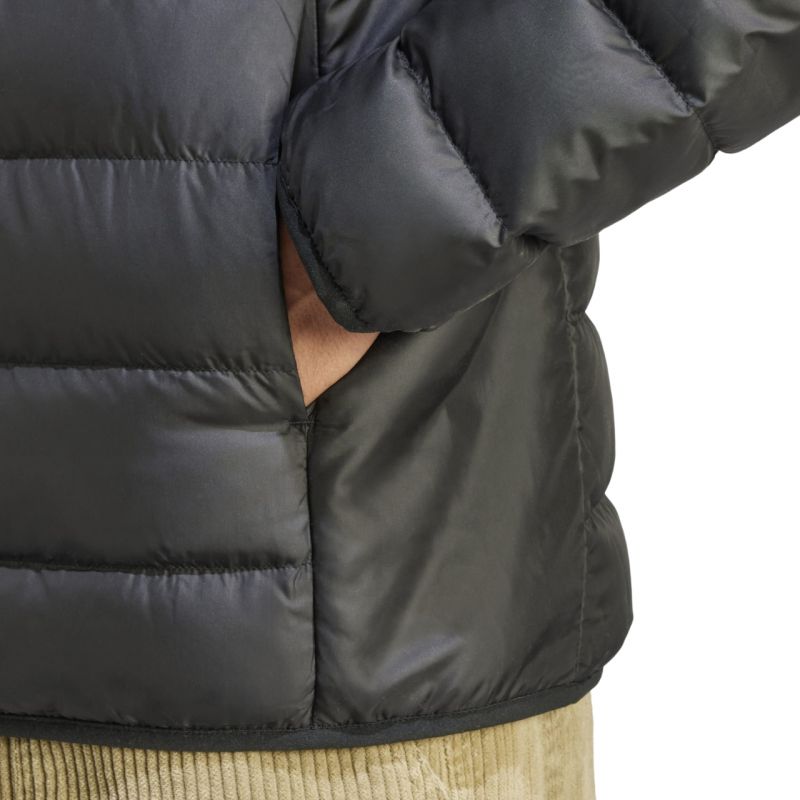 nanito_source_url:https://b2bsportswholesale.net/public/storage/productimages/9b/0d/bc/f9/1237425/image/xlarge_clean.jpg