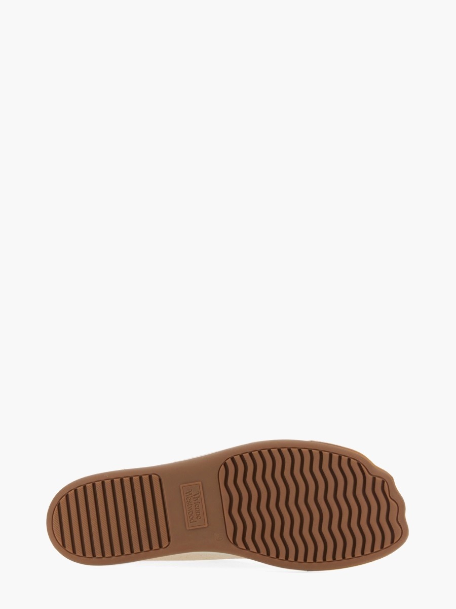 nanito_source_url:https://nokinstyle.com/2321090/animal-gym-sneaker.jpg