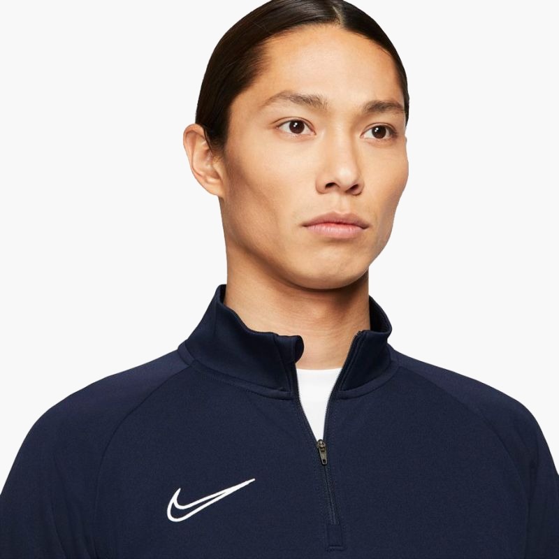 nanito_source_url:https://b2bsportswholesale.net/public/storage/productimages/9d/5b/9a/e2/1396144/image/xlarge_clean.jpg