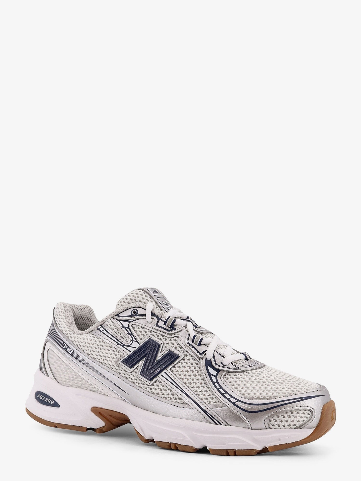 nanito_source_url:https://nokinstyle.com/2408824/740-mesh-low-top-sneakers.jpg