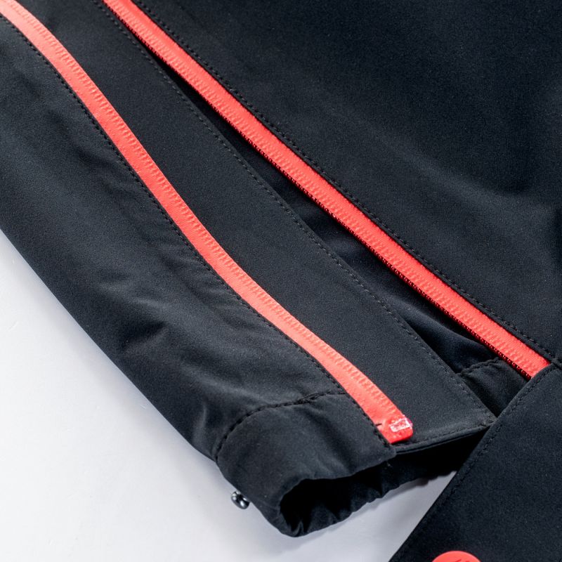 nanito_source_url:https://b2bsportswholesale.net/public/storage/productimages/57/21/b8/ea/1461953/image/xlarge_clean.jpg