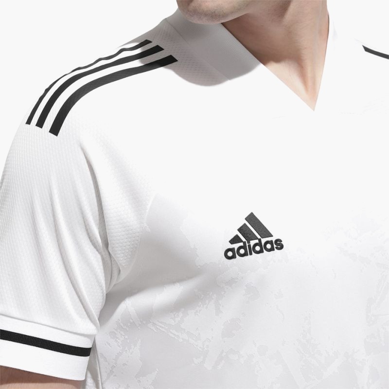 nanito_source_url:https://b2bsportswholesale.net/public/storage/productimages/f3/19/60/85/2155133/image/xlarge_clean.jpg