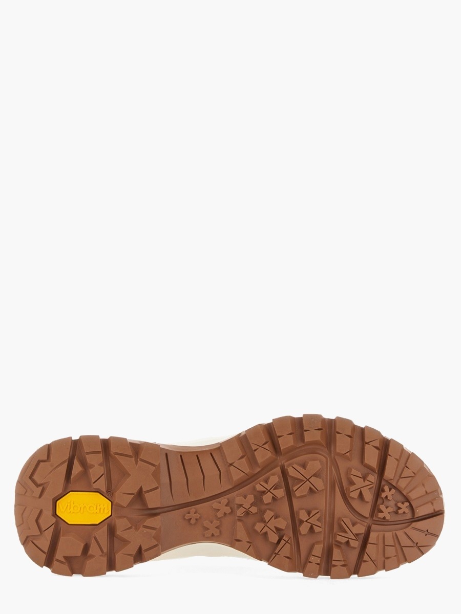 nanito_source_url:https://nokinstyle.com/2359618/authentich-vibram-sneaker.jpg