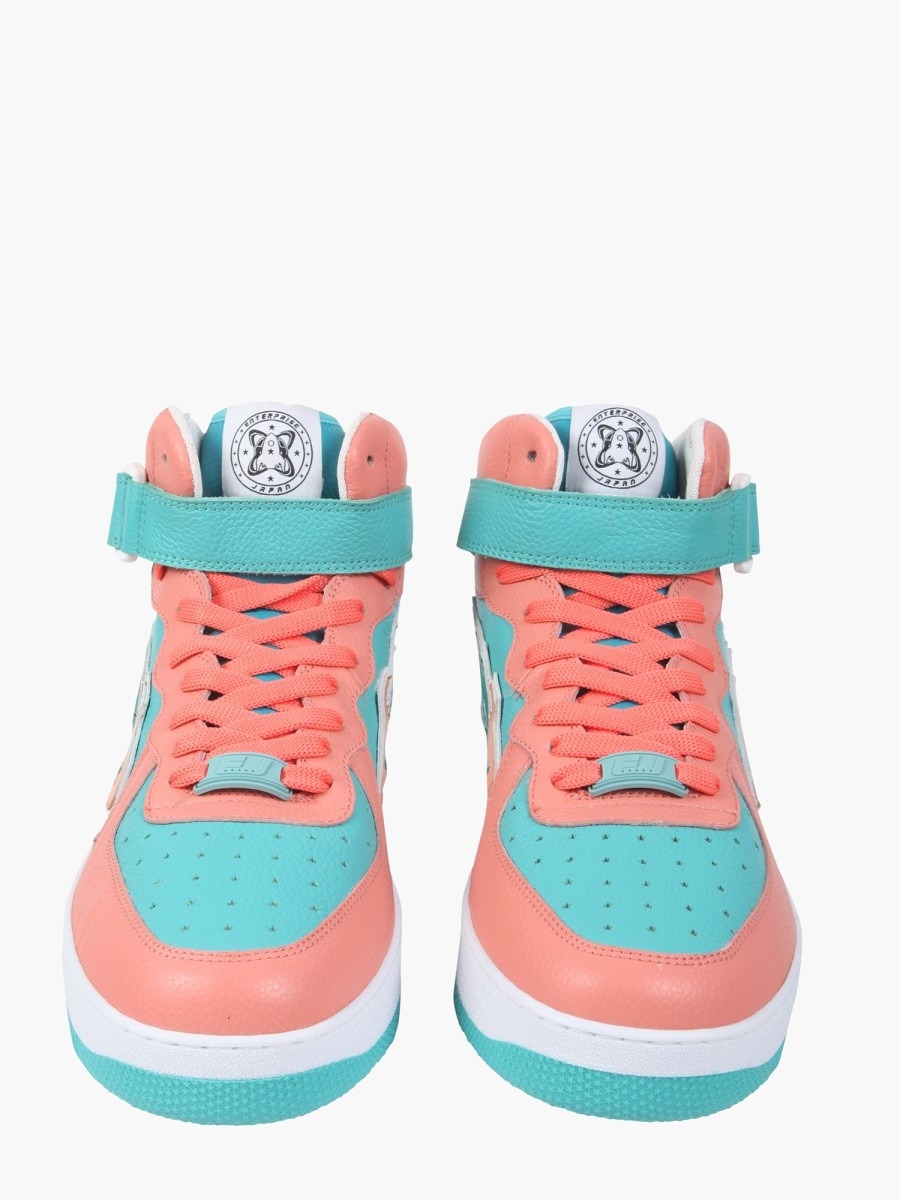 nanito_source_url:https://nokinstyle.com/2351176/rocket-mid-sneakers.jpg