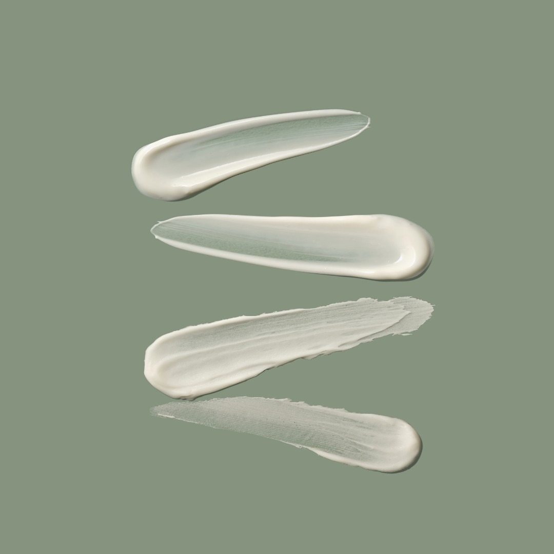 nanito_source_url:https://glowstation.com/wp-content/uploads/ANUA-Heartleaf-Silky-Moisture-Sun-Cream-SPF-50-PA-50ml-ANU0040b.jpg