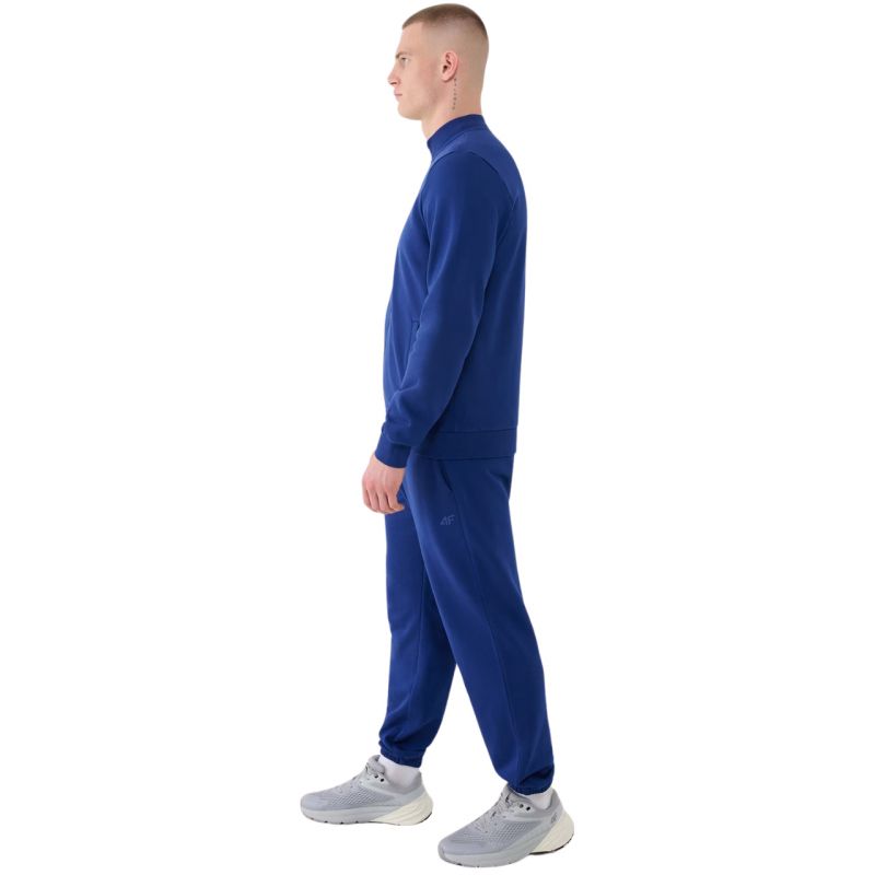 nanito_source_url:https://b2bsportswholesale.net/public/storage/productimages/e3/3e/50/8e/1442644/image/xlarge_clean.jpg