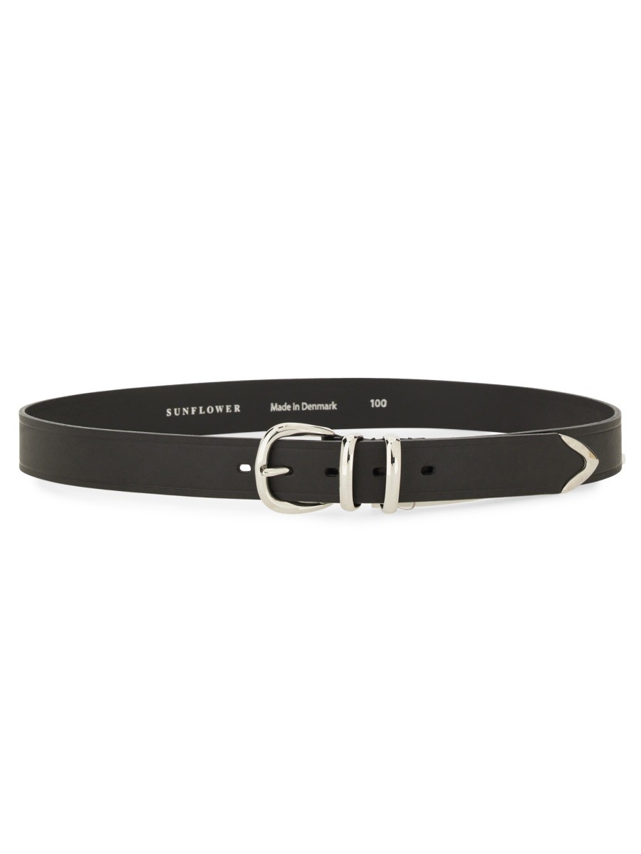 nanito_source_url:https://nokinstyle.com/2438481/leather-belt.jpg