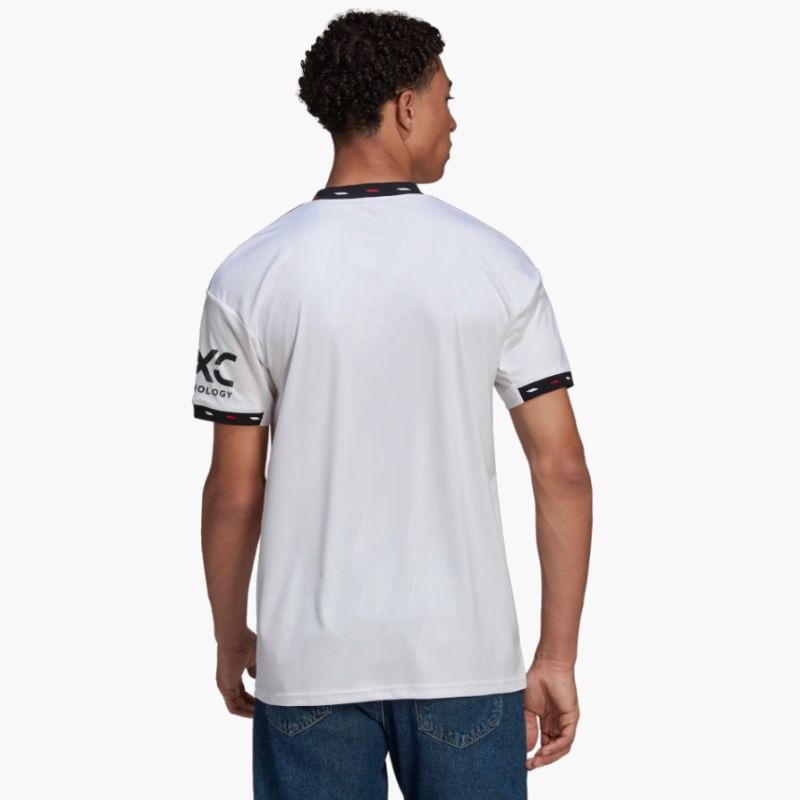 nanito_source_url:https://b2bsportswholesale.net/public/storage/productimages/e6/77/f8/cf/855309/image/xlarge_clean.jpg