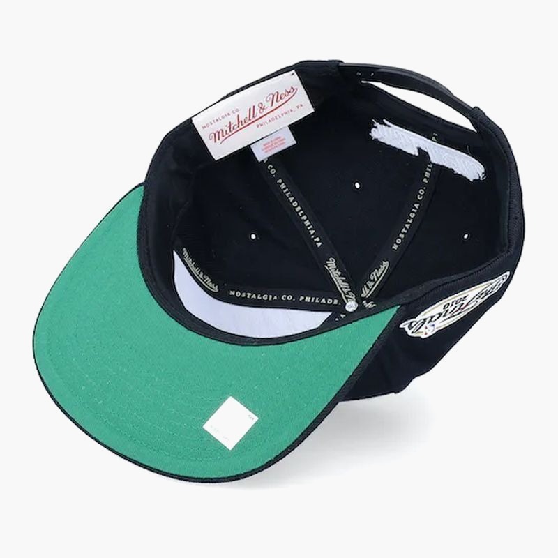 nanito_source_url:https://b2bsportswholesale.net/public/storage/productimages/7d/f4/28/8b/1028069/image/xlarge_clean.jpg