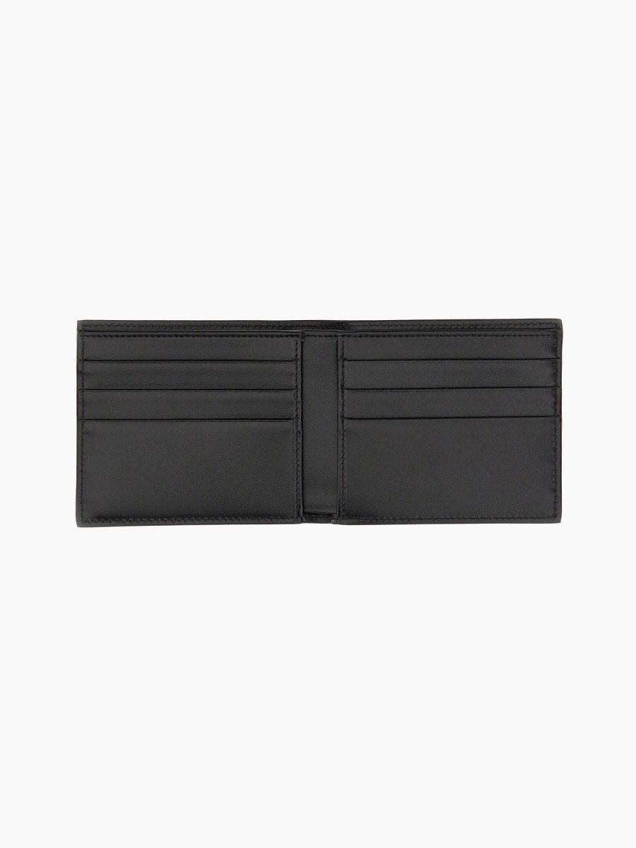 nanito_source_url:https://nokinstyle.com/2347833/bifold-wallet.jpg