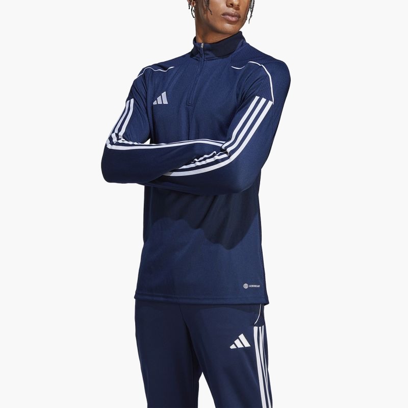 nanito_source_url:https://b2bsportswholesale.net/public/storage/productimages/22/82/23/d1/937862/image/xlarge_clean.jpg