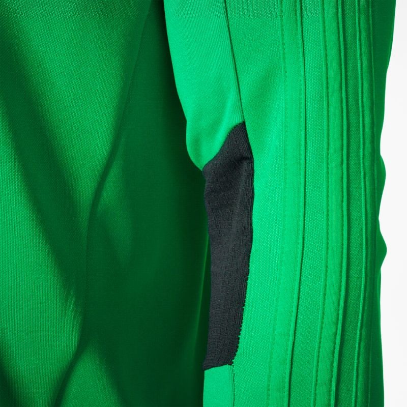 nanito_source_url:https://b2bsportswholesale.net/public/storage/productimages/47/9f/fc/31/233887/image/xlarge_clean.jpg