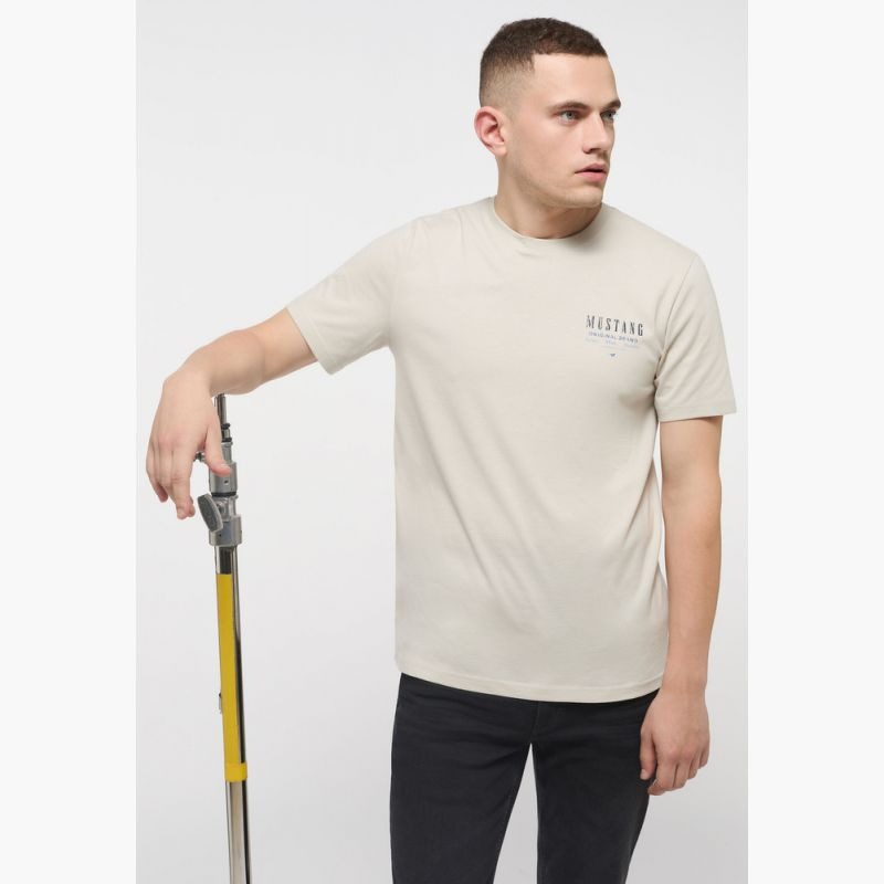 nanito_source_url:https://b2bsportswholesale.net/public/storage/productimages/37/90/20/67/979030/image/xlarge_clean.jpg