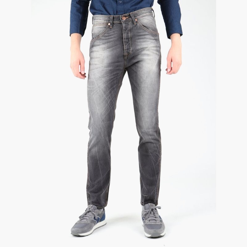 nanito_source_url:https://b2bsportswholesale.net/public/storage/productimages/45/3b/fd/e9/636423/image/xlarge_clean.jpg