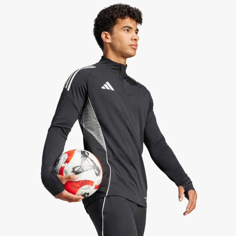 nanito_source_url:https://b2bsportswholesale.net/public/storage/productimages/f1/22/c2/3d/1466598/image/xlarge_clean.jpg