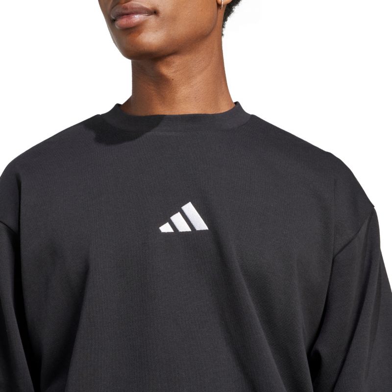 nanito_source_url:https://b2bsportswholesale.net/public/storage/productimages/87/f1/c7/b1/1487593/image/xlarge_clean.jpg