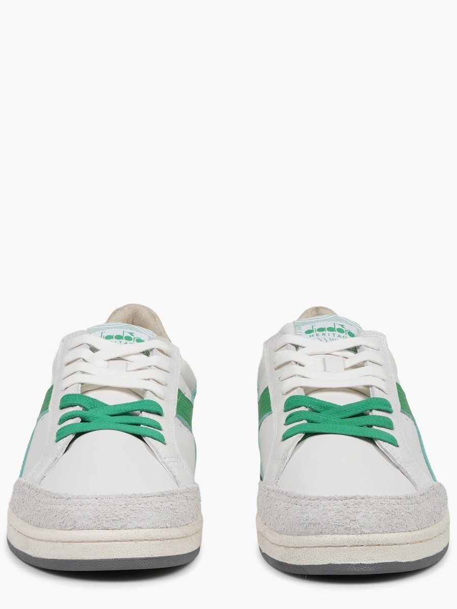 nanito_source_url:https://nokinstyle.com/2418682/sneaker-prestige-used.jpg