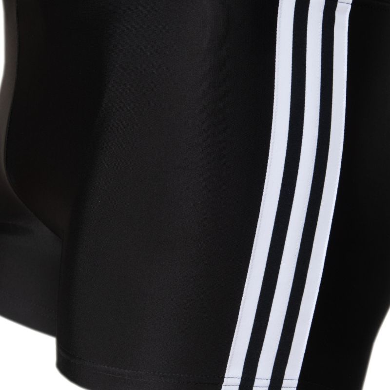 nanito_source_url:https://b2bsportswholesale.net/public/storage/productimages/f3/66/8b/56/1129233/image/xlarge_clean.jpg