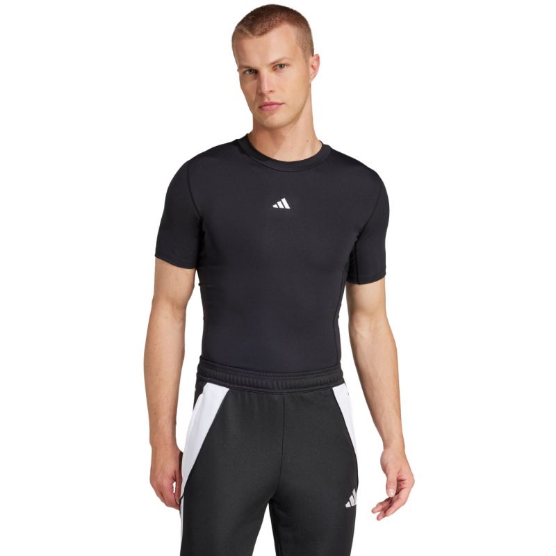 nanito_source_url:https://b2bsportswholesale.net/public/storage/productimages/3f/19/b8/dc/1485724/image/xlarge_clean.jpg