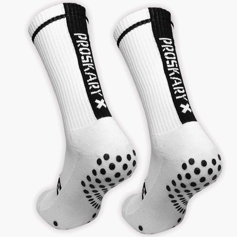 nanito_source_url:https://b2bsportswholesale.net/public/storage/productimages/e5/22/f0/2b/1240792/image/xlarge_clean.jpg
