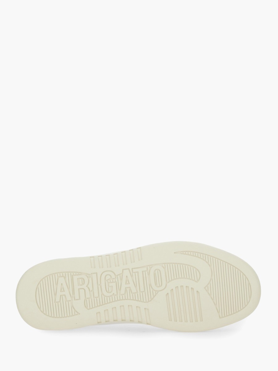 nanito_source_url:https://nokinstyle.com/2380824/says-lo-bee-bird-sneaker.jpg