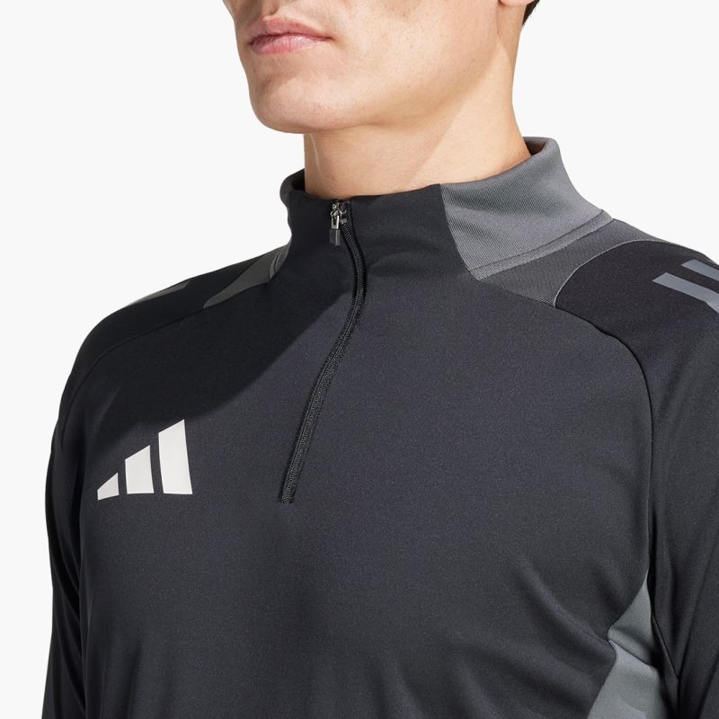 nanito_source_url:https://b2bsportswholesale.net/public/storage/productimages/9a/e5/8f/ae/1086565/image/xlarge_clean.jpg