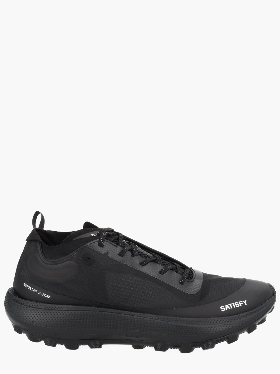 nanito_source_url:https://nokinstyle.com/2418574/sneaker-therocker.jpg