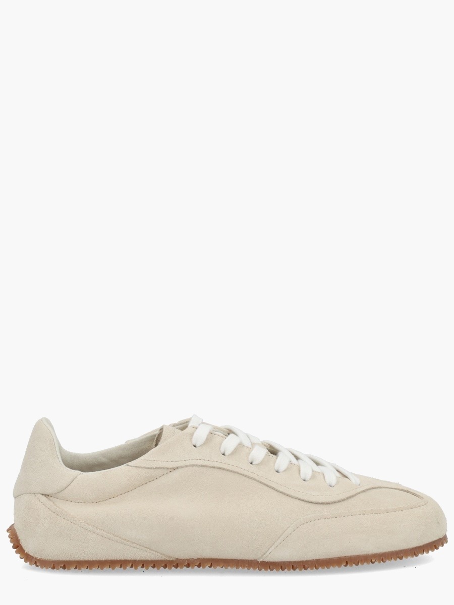 nanito_source_url:https://nokinstyle.com/2333690/daze-runner-sneaker.jpg
