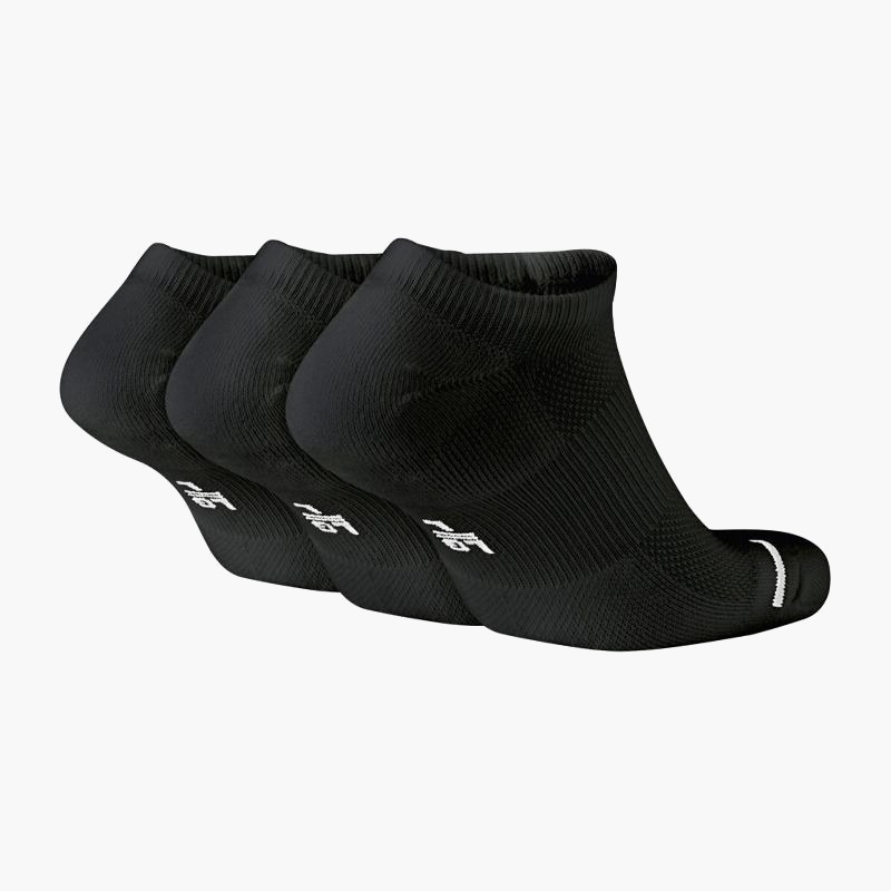 nanito_source_url:https://b2bsportswholesale.net/public/storage/productimages/72/4a/88/98/493944/image/xlarge_clean.jpg