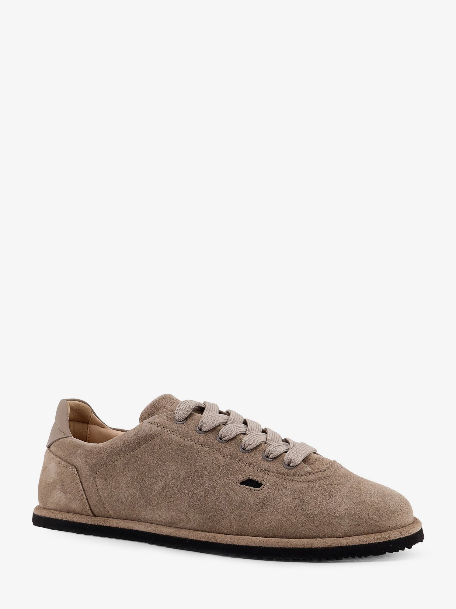 nanito_source_url:https://nokinstyle.com/2395752/the-shamal-suede-sneakers.jpg