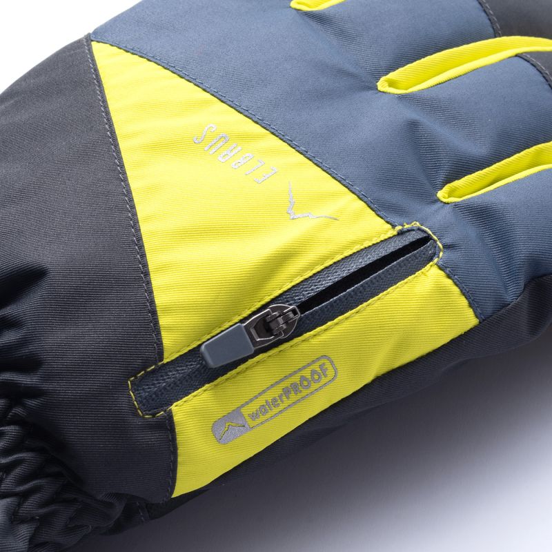 nanito_source_url:https://b2bsportswholesale.net/public/storage/productimages/1e/58/86/bf/1639802/image/xlarge_clean.jpg