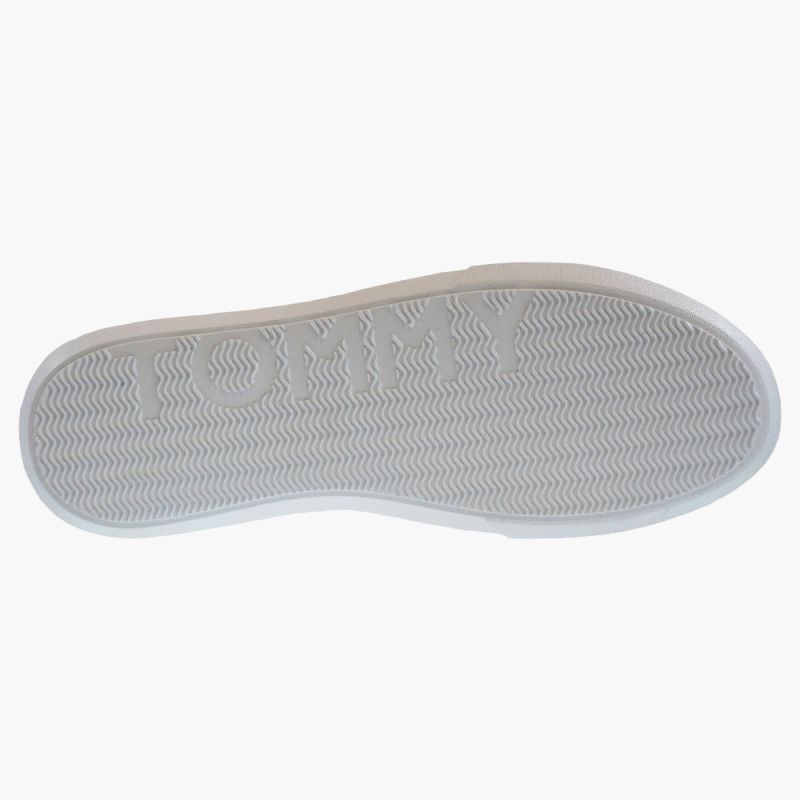 nanito_source_url:https://b2bsportswholesale.net/public/storage/productimages/b0/89/62/c1/1987664/image/xlarge_clean.jpg