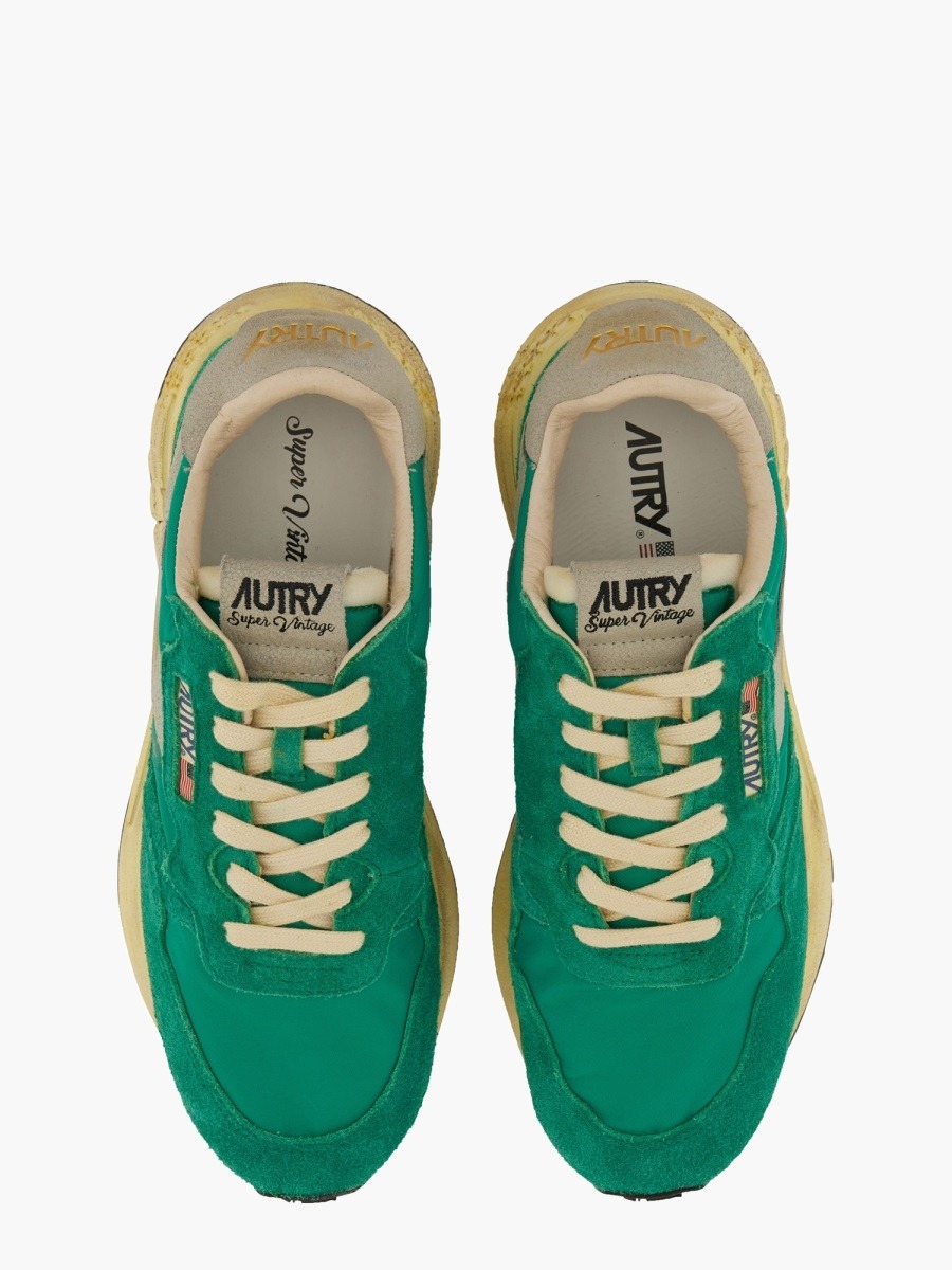 nanito_source_url:https://nokinstyle.com/2381134/reelwind-supervintage-sneaker.jpg